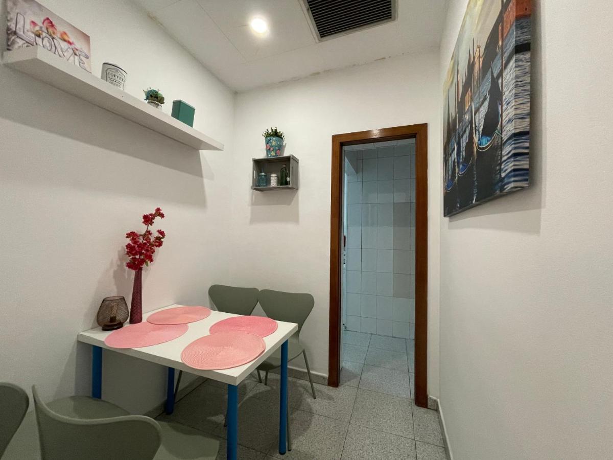 Plaza Universidad Rooms Βαρκελώνη Εξωτερικό φωτογραφία