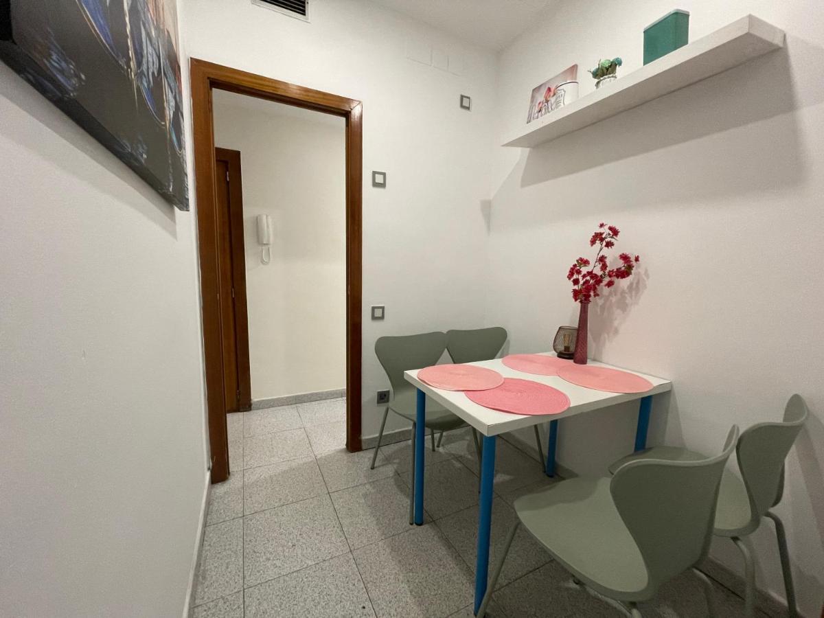 Plaza Universidad Rooms Βαρκελώνη Εξωτερικό φωτογραφία